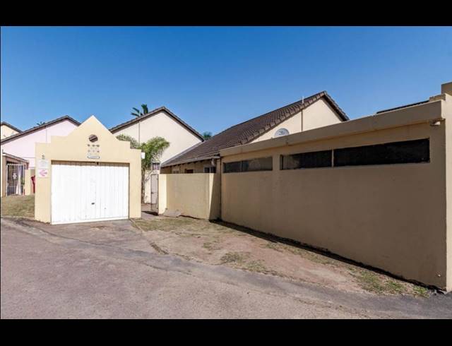 2 BEDROOM SIMPLEX SOLD IN SHERWOOD